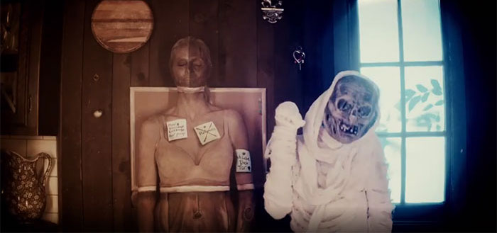 The Queen Of Halloween, Heidi Klum, Finally Reveals This Year&rsquo;s Halloween Special