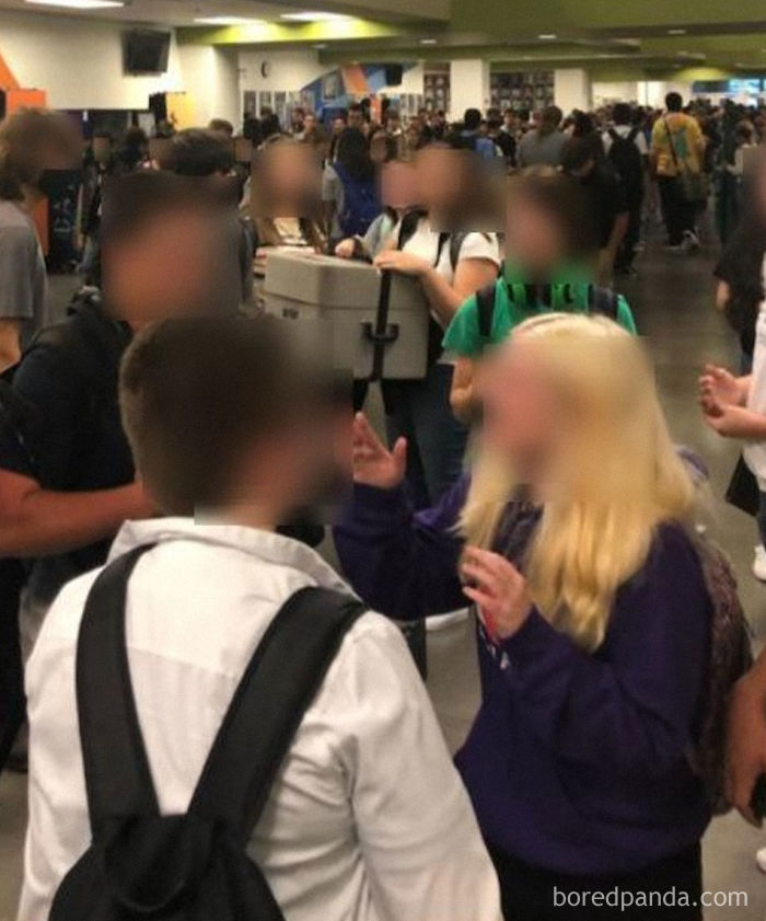 Rhea County High School In Tn Today. No Social Distancing, And Nary A Mask