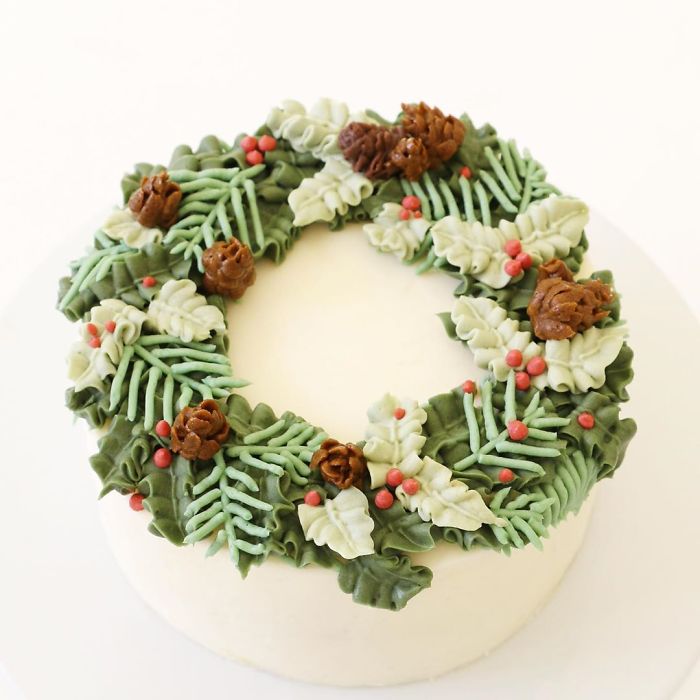 LA-Based Baker Creates Stunning Cakes That Look Like Fancy Persian Rugs LA-Based Baker Creates Stunning Cakes That Look Like Fancy Persian Rugs