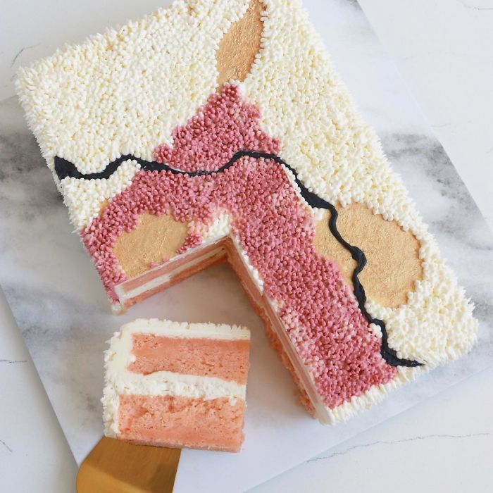 LA-Based Baker Creates Stunning Cakes That Look Like Fancy Persian Rugs