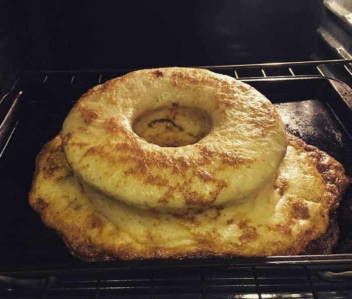 Apple Cinnamon Cake Fail ...this Is The Result Of 12x's The Amount Of Baking Powder And Baking Soda!! In All Fairness, It Didn't Taste Half Bad!! It Literally Popped & Deflated