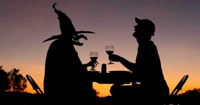 I Pose With These 48 Spooky Cardboard Cutouts At Sunset For This Year’s Halloween