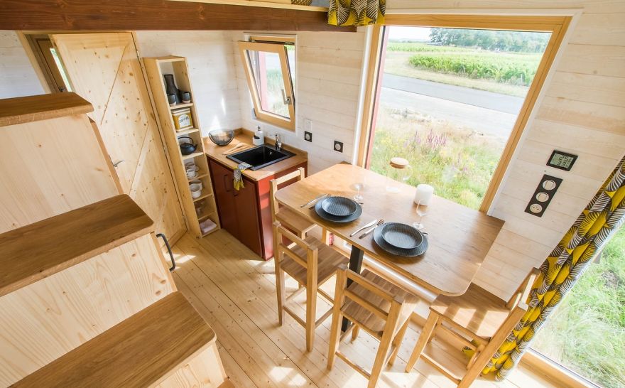 Beautiful Tiny House With Contemporary Architecture And Skylight Room. Beautiful Tiny House With Contemporary Architecture And Skylight Room.