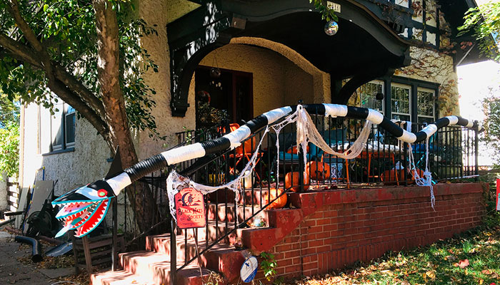 My Wife Was Not Okay With COVID-19 Ruining Her Halloween Plans, So She Built A Beetlejuice-Inspired Monster To Safely Deliver Candy To Trick-Or-Treaters
