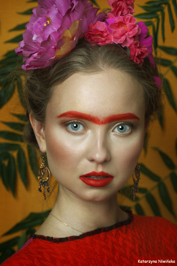 Katarzyna Niwinska's 'Rainbow Frida' Photosession