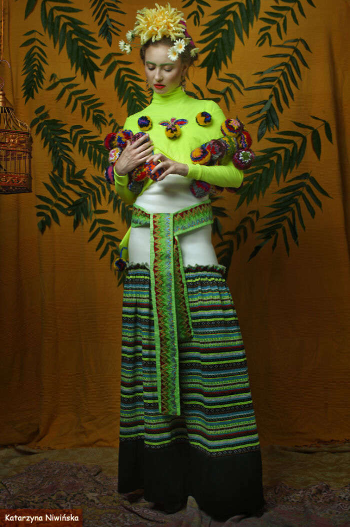 Katarzyna Niwinska's 'Rainbow Frida' Photosession