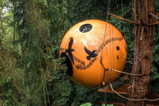 Free Spirit Spheres (Canada)