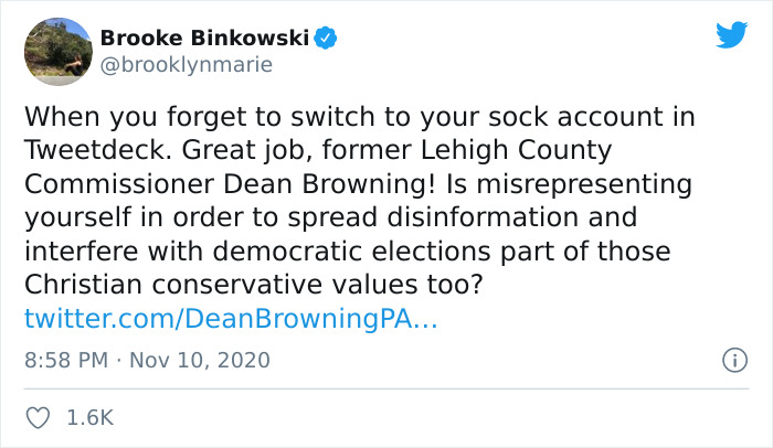 White Politician Forgets To Switch Accounts, Starts Commenting As A Black Trump Supporter White Politician Forgets To Switch Accounts, Starts Commenting As A Black Trump Supporter