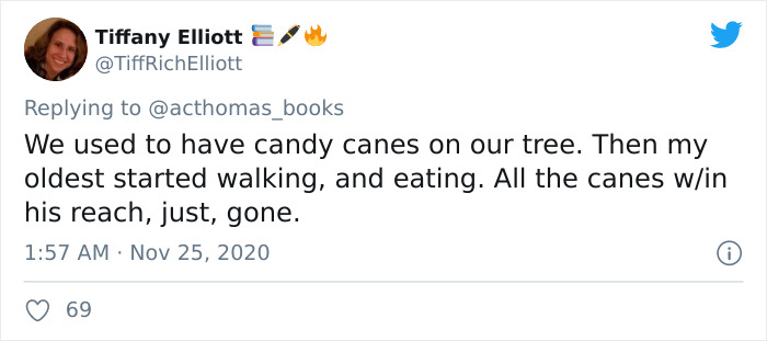 415K People On Twitter Are Cracking Up At The Way This 4 Y.O. Toddler Decorated Her Grandma's Christmas Tree 415K People On Twitter Are Cracking Up At The Way This 4 Y.O. Toddler Decorated Her Grandma's Christmas Tree