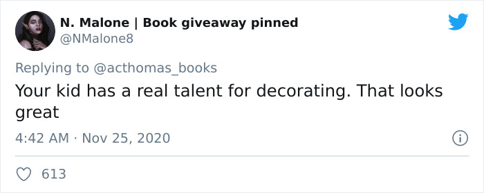 415K People On Twitter Are Cracking Up At The Way This 4 Y.O. Toddler Decorated Her Grandma's Christmas Tree