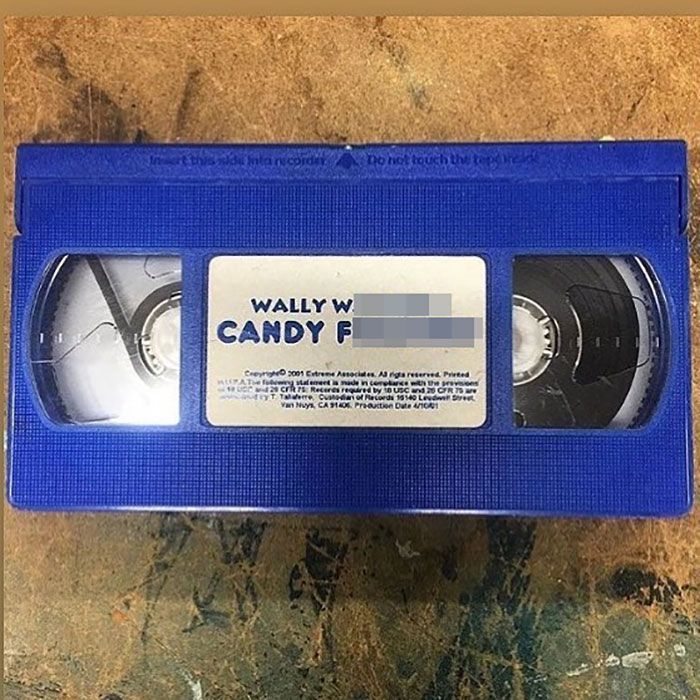 Thrift-Store-Art-Gallery-Instagram