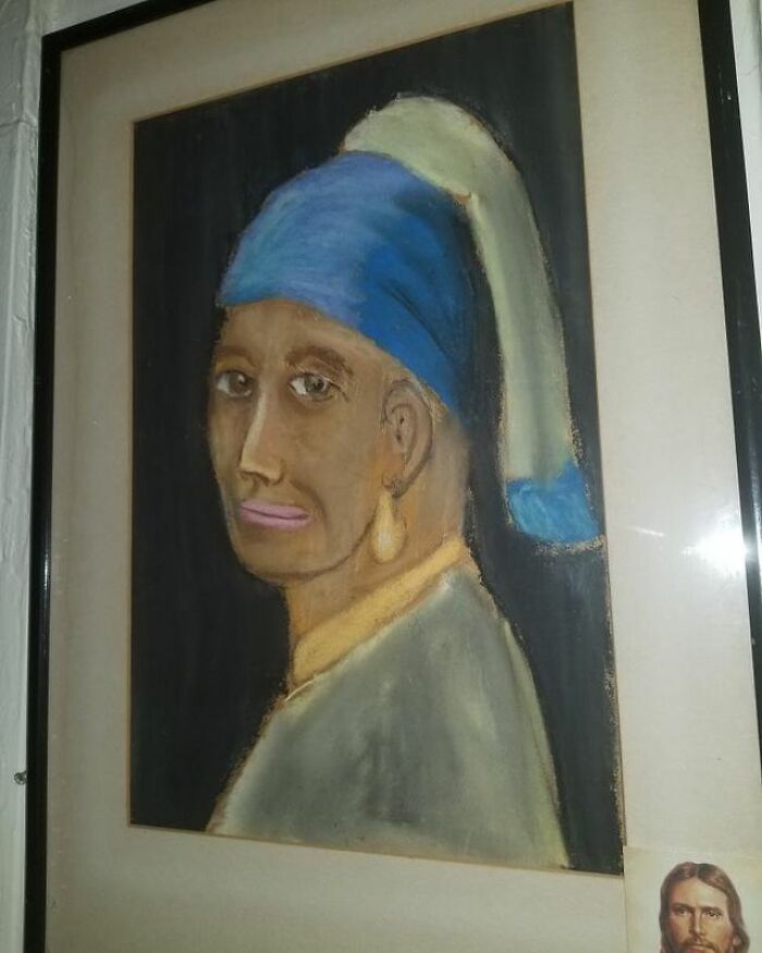 Thrift-Store-Art-Gallery-Instagram