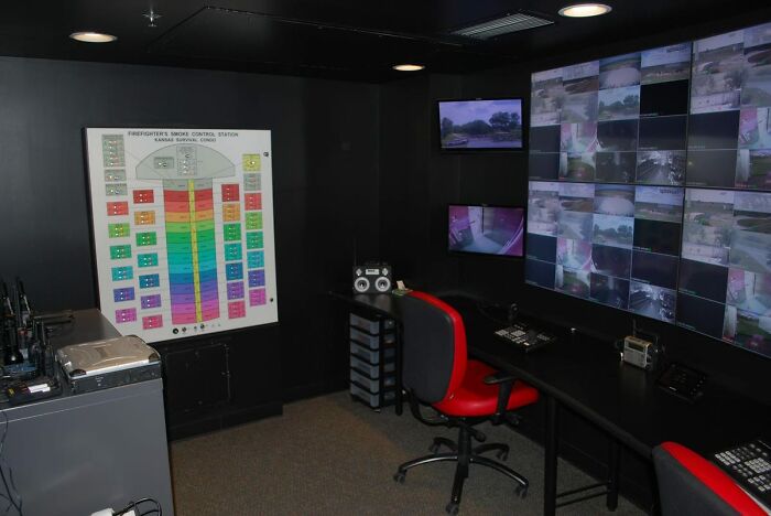 "Inside A $3M Doomsday Condo": This Is How A Luxury Survival Bunker Looks