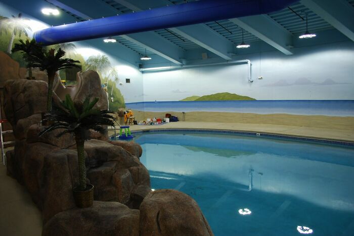 "Inside A $3M Doomsday Condo": This Is How A Luxury Survival Bunker Looks