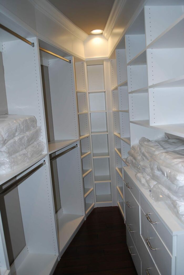 "Inside A $3M Doomsday Condo": This Is How A Luxury Survival Bunker Looks