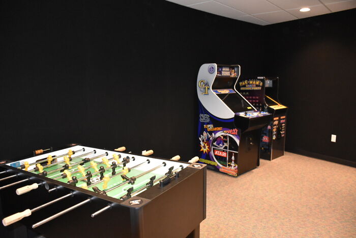 "Inside A $3M Doomsday Condo": This Is How A Luxury Survival Bunker Looks "Inside A $3M Doomsday Condo": This Is How A Luxury Survival Bunker Looks