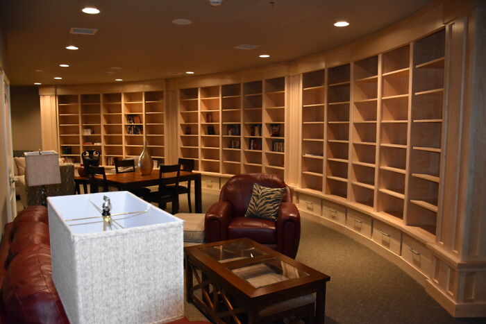 "Inside A $3M Doomsday Condo": This Is How A Luxury Survival Bunker Looks