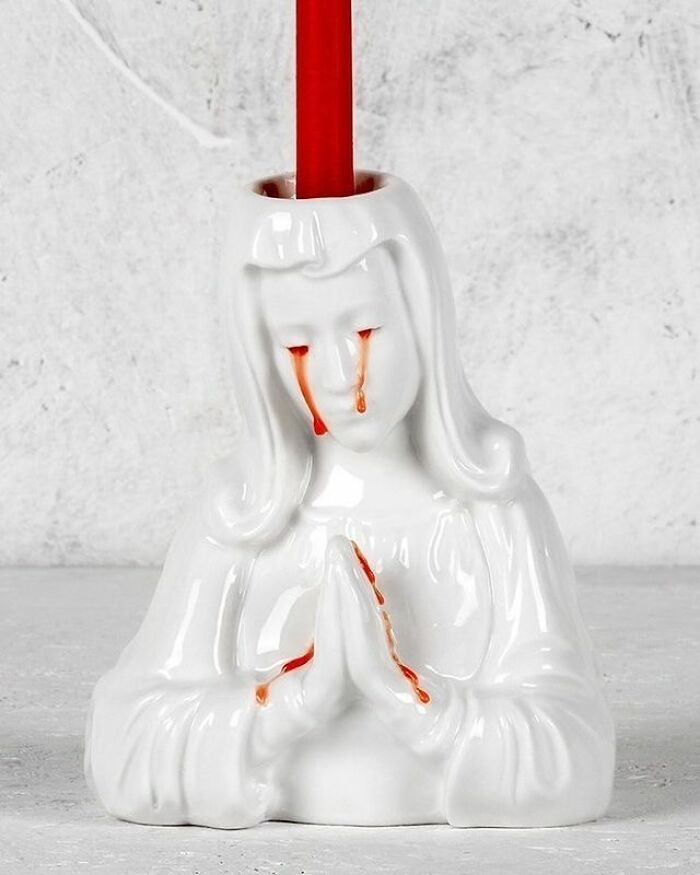 Thrift-Store-Art-Gallery-Instagram