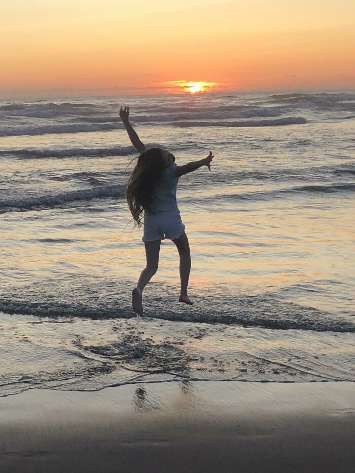 While On Vacation My 10-Year-Old Daughter Wanted Me To Walk On The Beach With Her Right When I Was In The Middle Of A Good Book