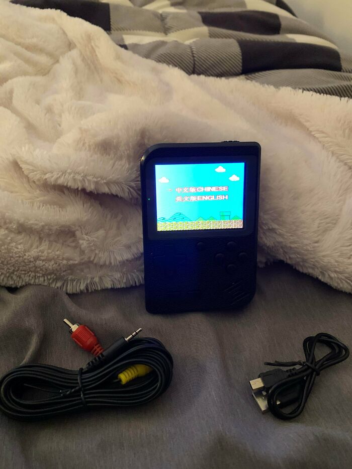 My Dad Bought Me A Chinese 400 Games In One System Because He Knows I Like Video Games. He's Trying His Hardest, Thanks Dad!