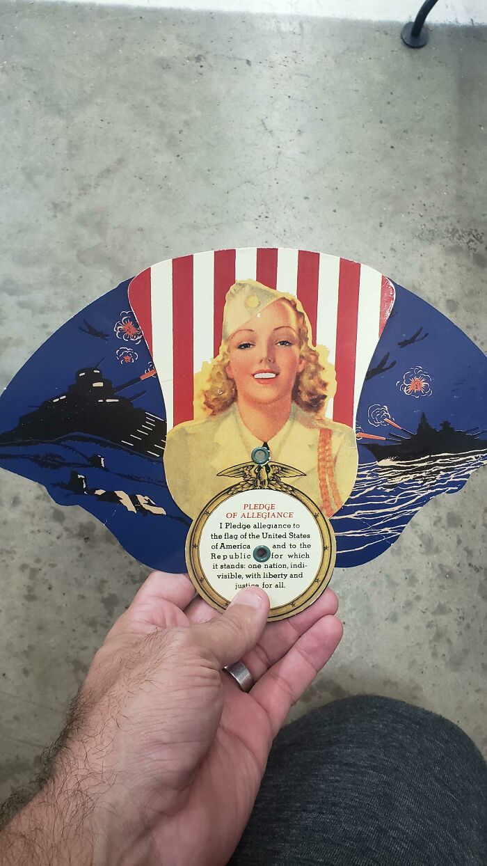 Old Folding Fan Without "Under God" In The Pledge Of Allegiance