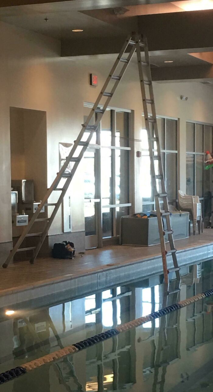 He Said “I Couldn’t Find The Breaker To Cut The Power So I’ll Just Work With The Lights On”