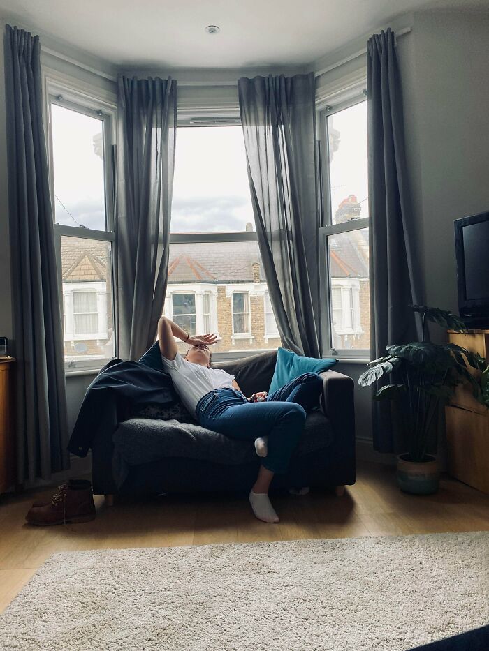 My Girlfriend Suffering With Eye Pain