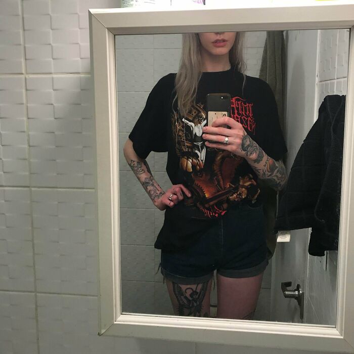 I Guess 6’4” Is About A Foot Too Tall To Use My Bathroom Mirror ¯\_(ツ)_/¯