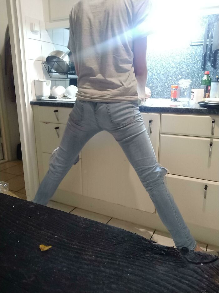 Who's Doing Dishes Like This? 🙋