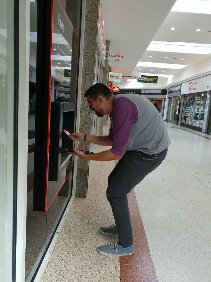 This Is The Worst ATM I’ve Ever Used