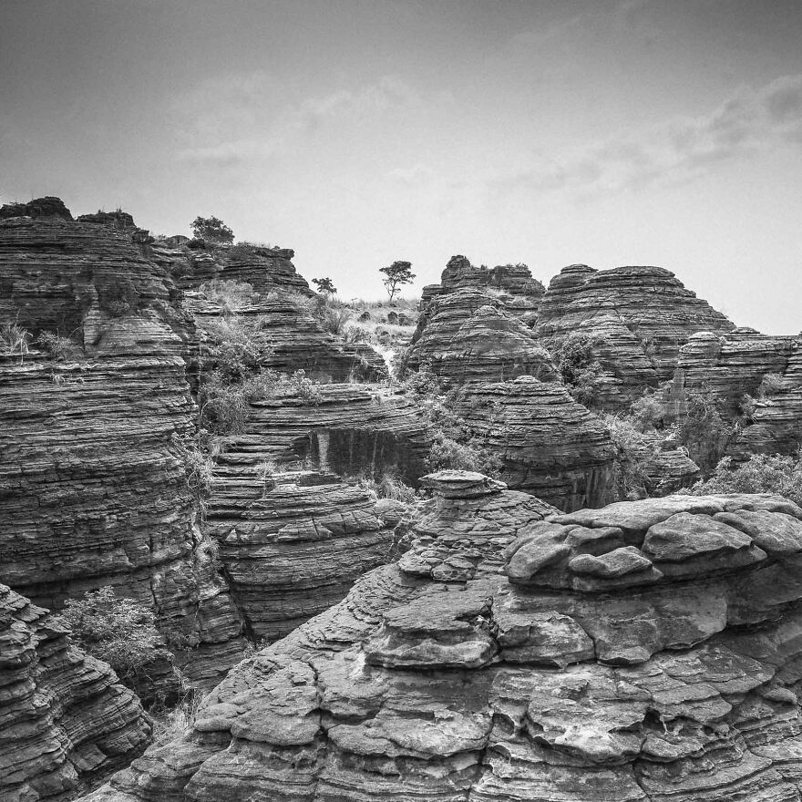 These Limestone Formations Called Dômes De Fabedougou Were Sculpted Into Quirky Dome-Like Shapes Over Millennia By Water And Erosion. Banfora, Burkina Faso