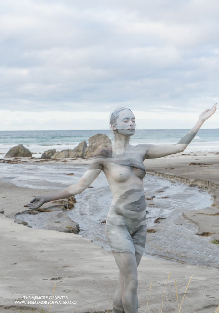 We Worked For Two Weeks In Harsh Conditions To Make This Model Disappear Into Breathtaking Arctic Landscapes