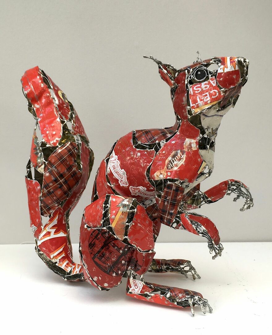 Recycled-Materials-Animal-Sculptures-Metal-Fabric-Barbara-Franc