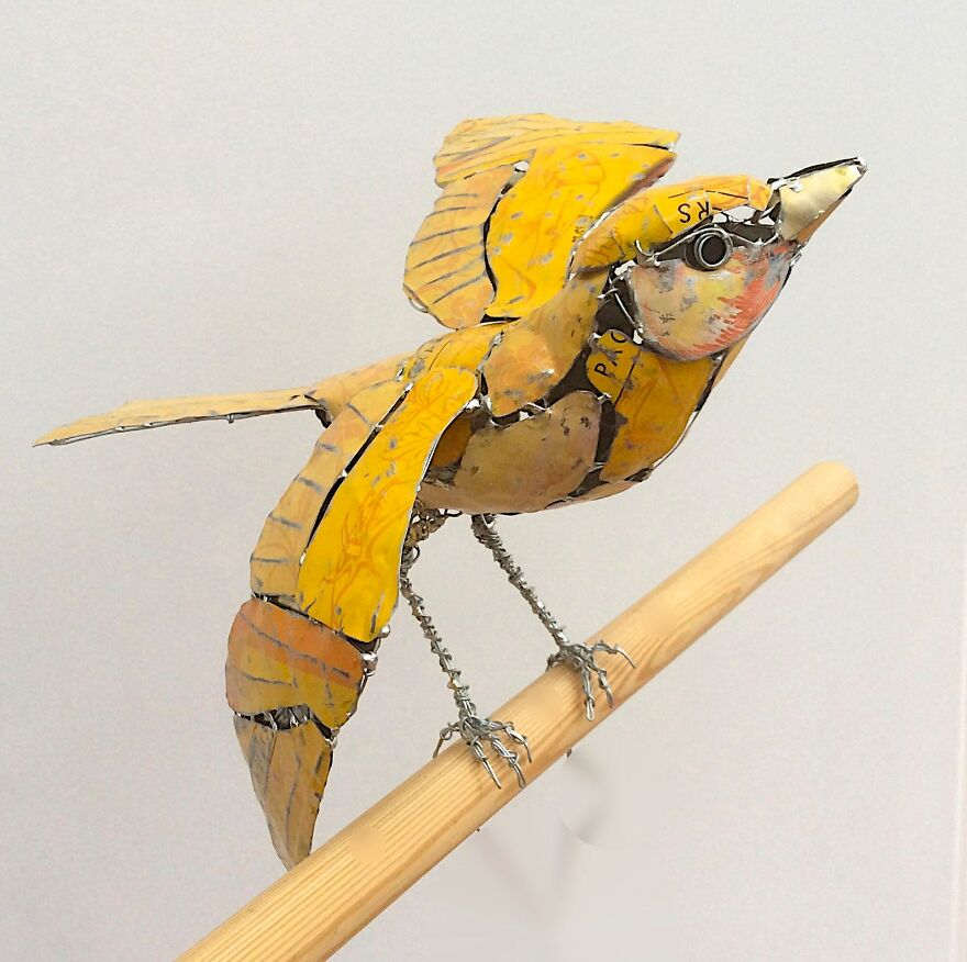 Recycled-Materials-Animal-Sculptures-Metal-Fabric-Barbara-Franc