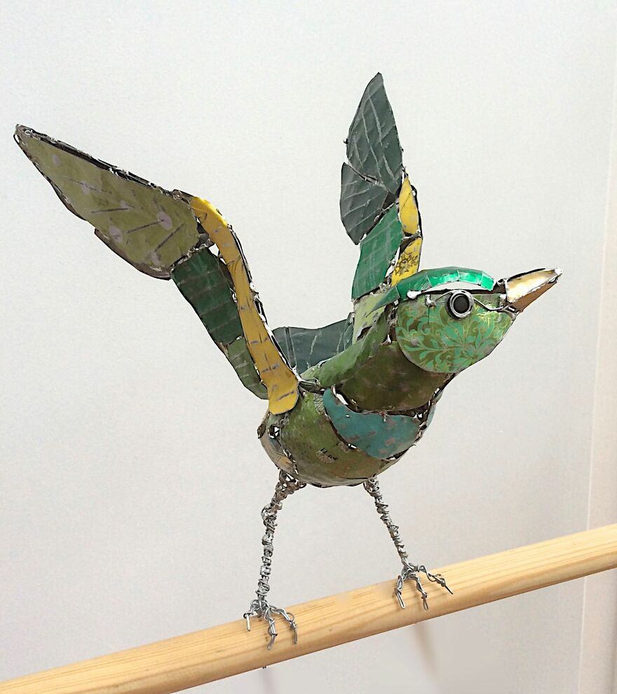 Recycled-Materials-Animal-Sculptures-Metal-Fabric-Barbara-Franc