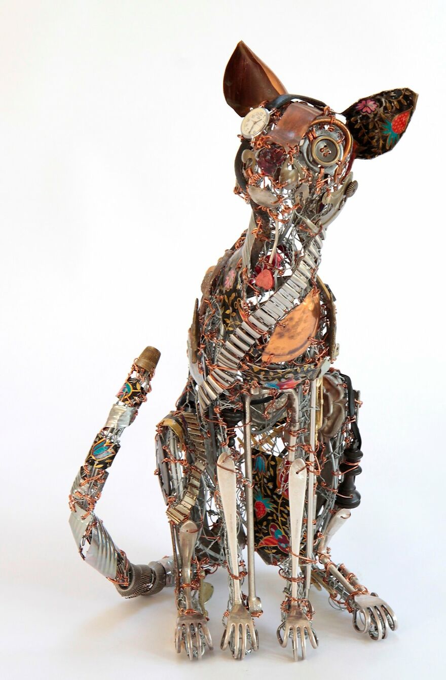 Recycled-Materials-Animal-Sculptures-Metal-Fabric-Barbara-Franc