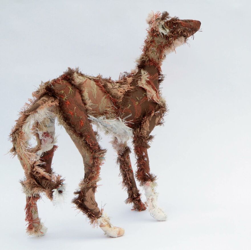 Recycled-Materials-Animal-Sculptures-Metal-Fabric-Barbara-Franc