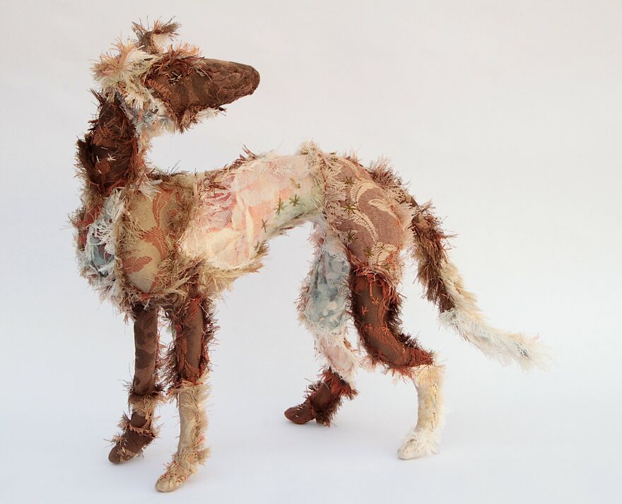 Recycled-Materials-Animal-Sculptures-Metal-Fabric-Barbara-Franc
