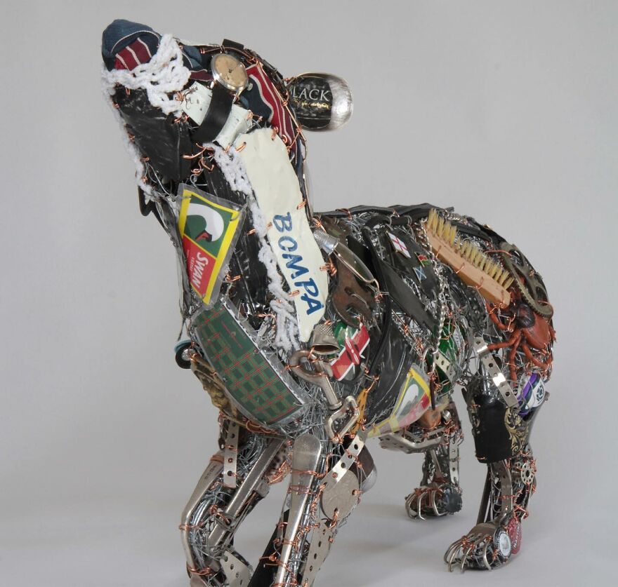 Recycled-Materials-Animal-Sculptures-Metal-Fabric-Barbara-Franc