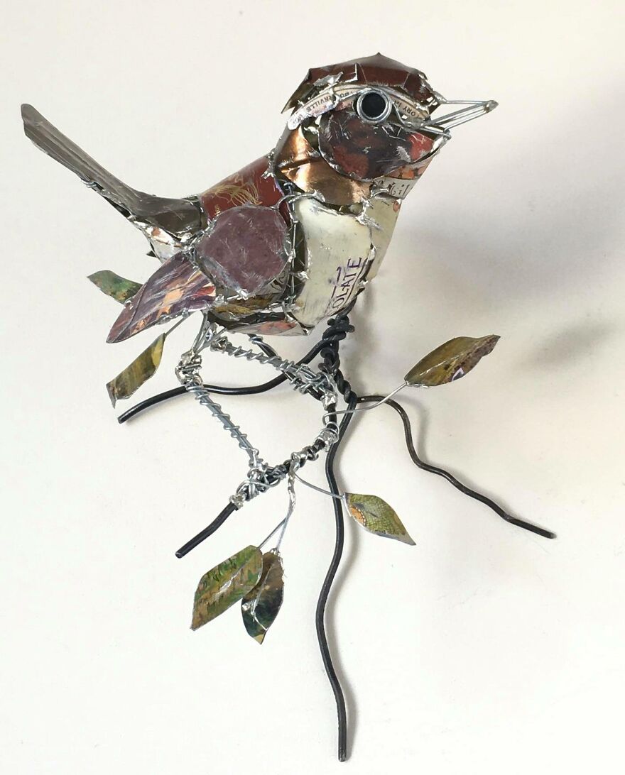 Recycled-Materials-Animal-Sculptures-Metal-Fabric-Barbara-Franc