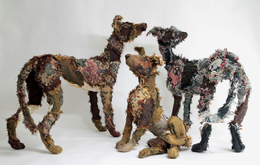 Recycled-Materials-Animal-Sculptures-Metal-Fabric-Barbara-Franc