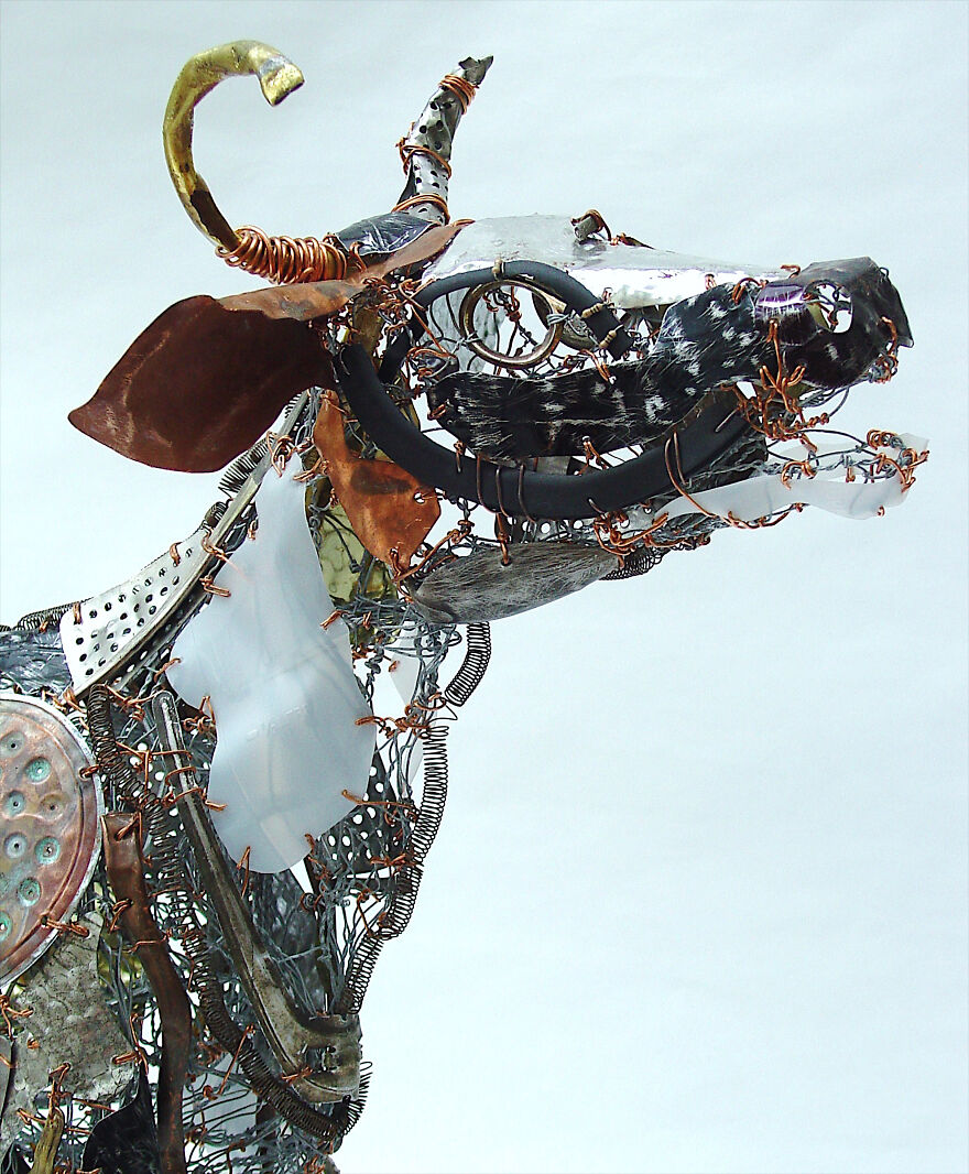 Recycled-Materials-Animal-Sculptures-Metal-Fabric-Barbara-Franc