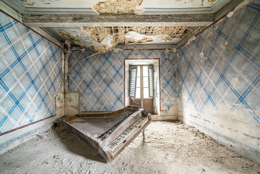 Requiem Pour Pianos 75 - Italy