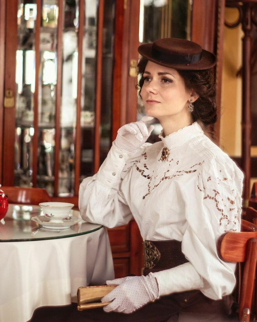 Woman-Dresses-19th-Century-Fashion-Vintage-Clothes-Mila-Povoroznyuk-Your-Sunny-Flowers