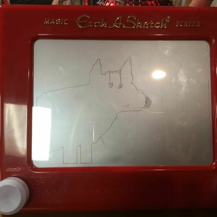 I Can Draw On The Etch-A-Sketch Better Than I Can On Paper (19 Pics) I Can Draw On The Etch-A-Sketch Better Than I Can On Paper (19 Pics)