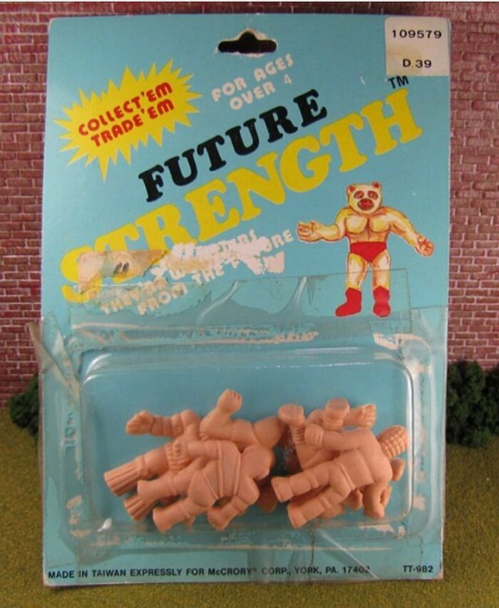 Future Strength™
📷: Blog.uofmuscle.com Via @mannleetoys