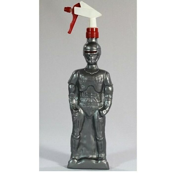 Enter Caption 📷: @toynerddave