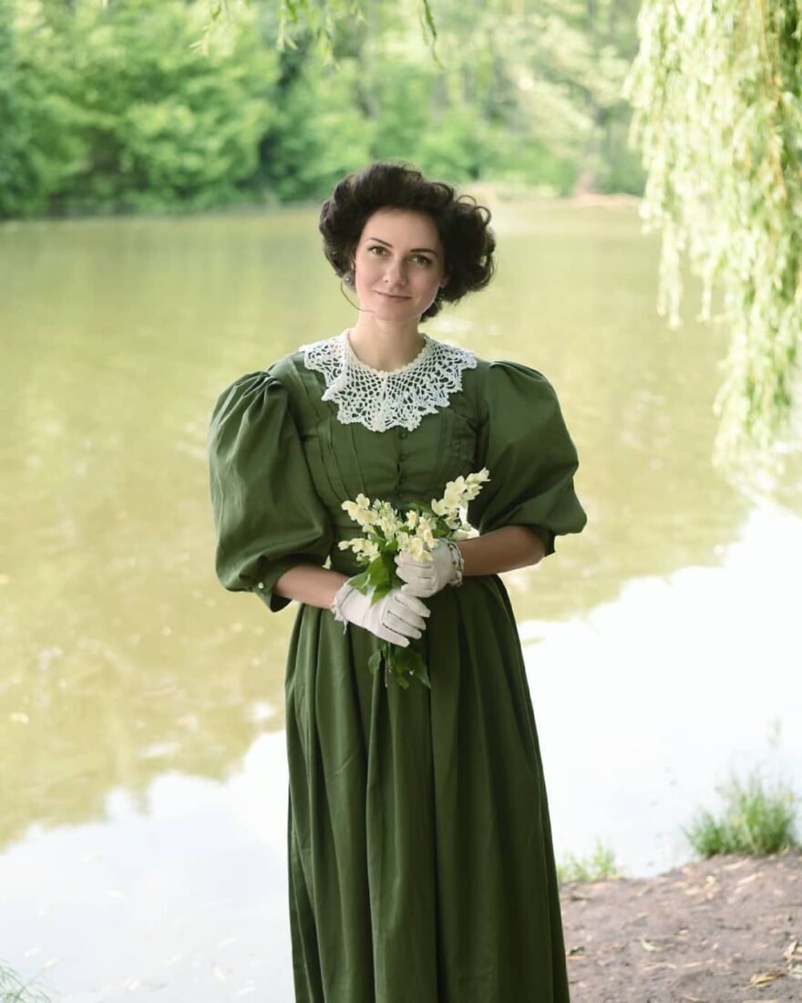Woman-Dresses-19th-Century-Fashion-Vintage-Clothes-Mila-Povoroznyuk-Your-Sunny-Flowers
