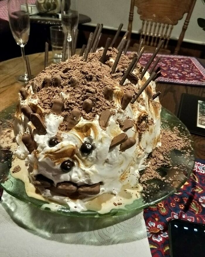 Hedgehog-Cake-Fails