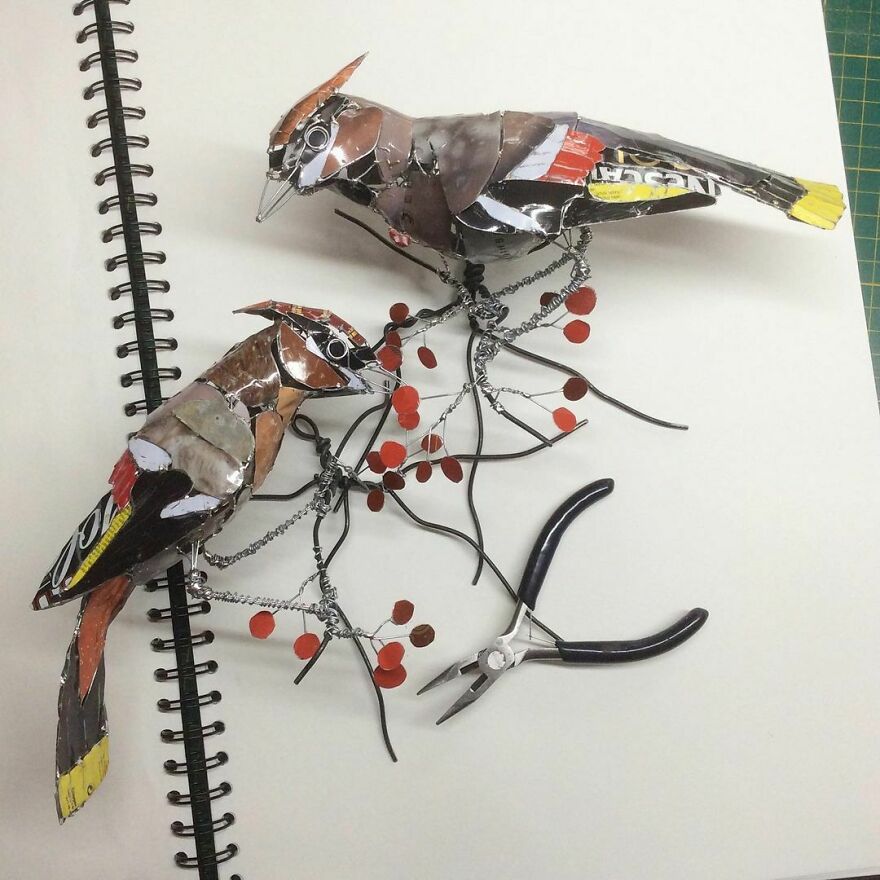 Recycled-Materials-Animal-Sculptures-Metal-Fabric-Barbara-Franc